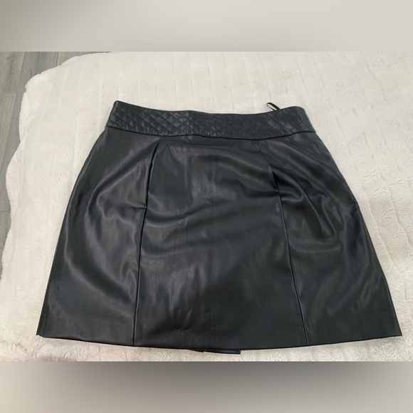 Karl Lagerfeld Faux Leather Skirt - Picture 2 of 6